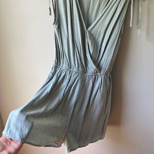 One Clothing Soft Gray Blouse